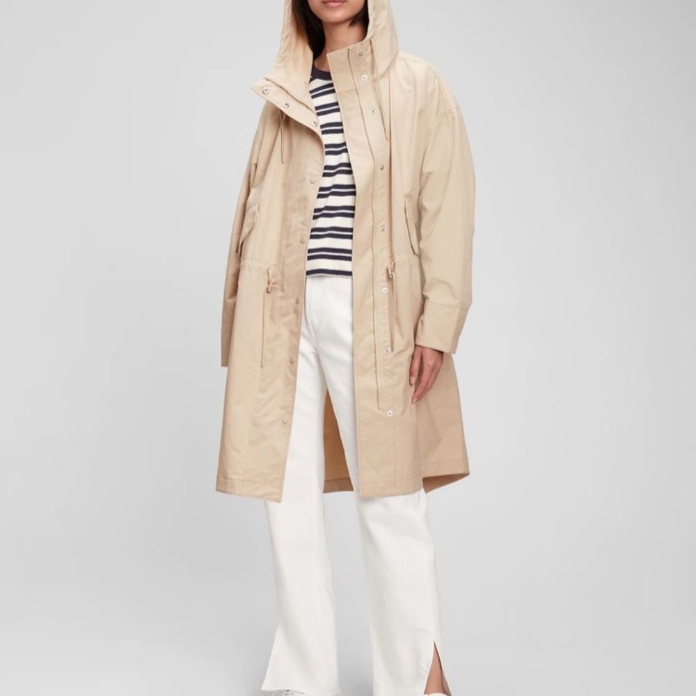 Gap Oversized Hooded Anorak Rain and Shine Parka/Wicker Beige/Size Large